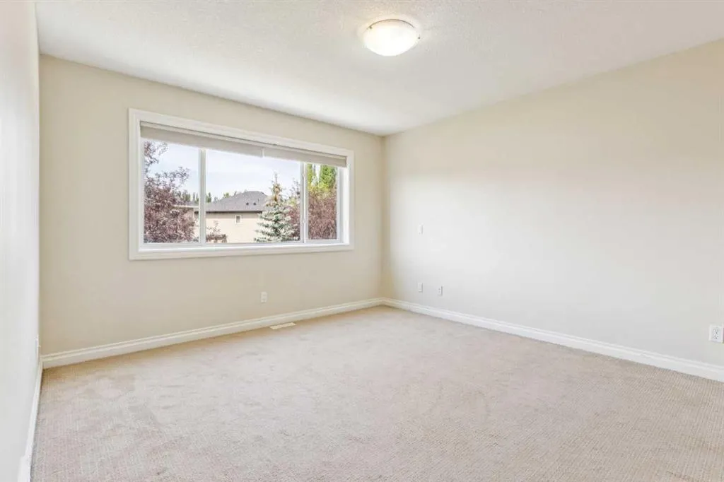 1005 Panorama Hills Drive NW