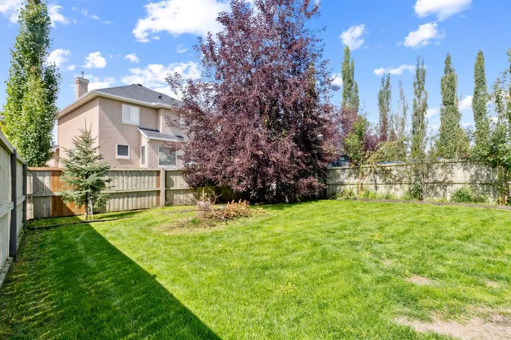 1005 Panorama Hills Drive NW