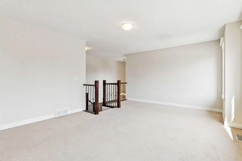 1005 Panorama Hills Drive NW