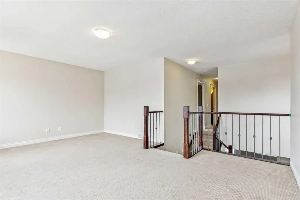 1005 Panorama Hills Drive NW