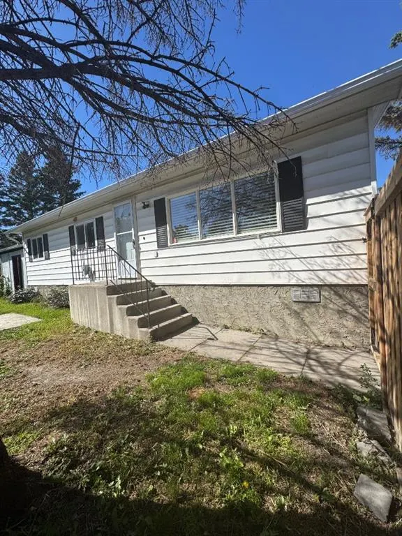 128 Huntwell Road NE
