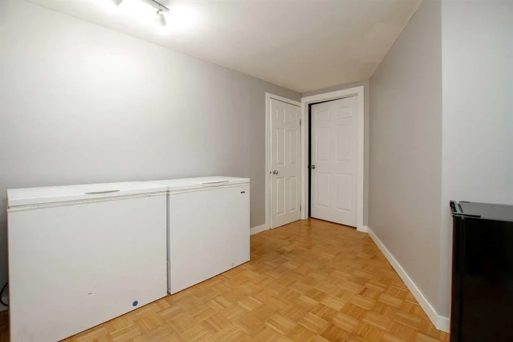 4 Mckee Close