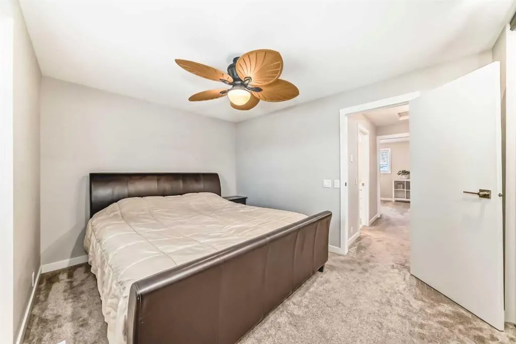 51 Strathearn Crescent SW