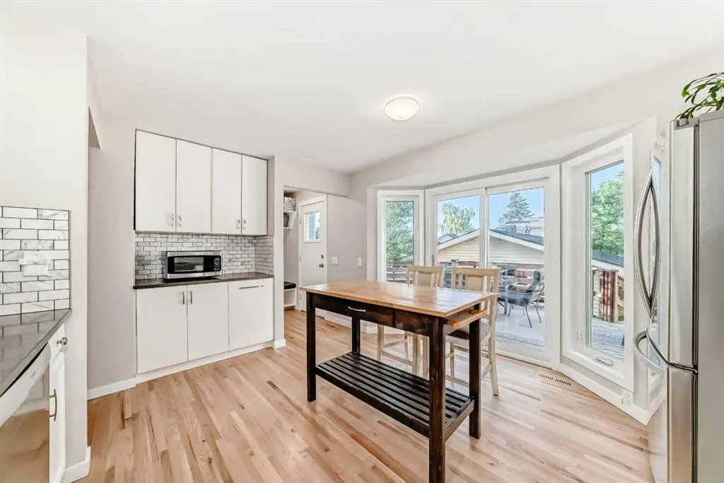 51 Strathearn Crescent SW