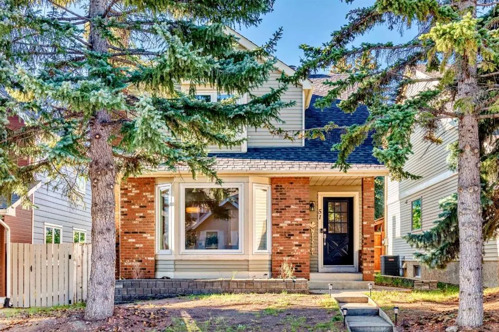 51 Strathearn Crescent SW