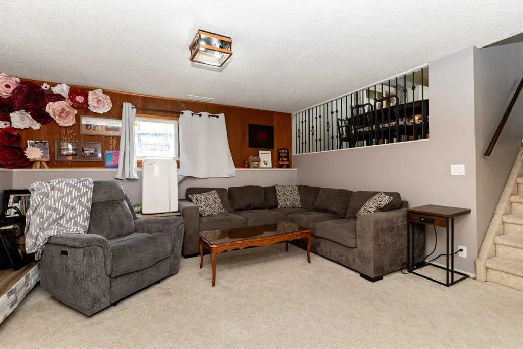 62 Rupert Crescent