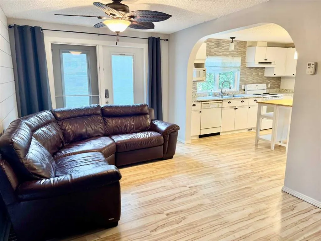 107 Central Avenue S.W.