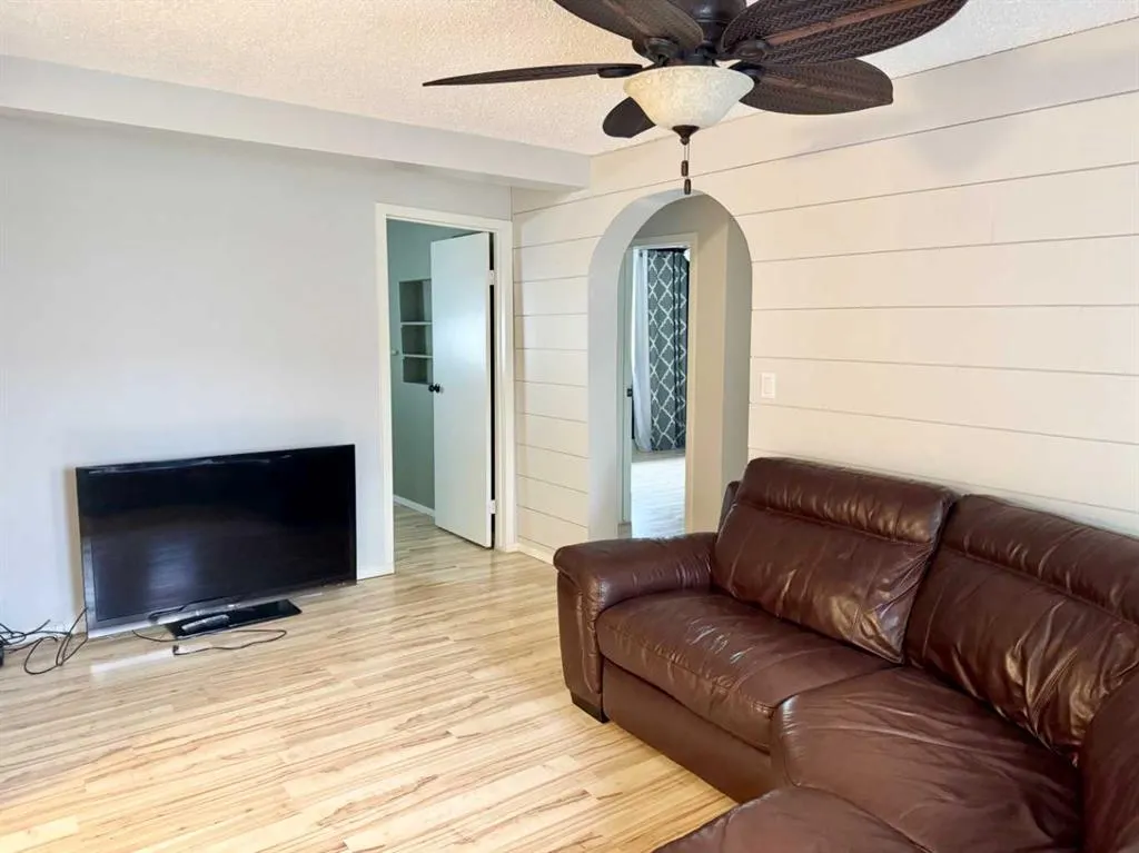 107 Central Avenue S.W.
