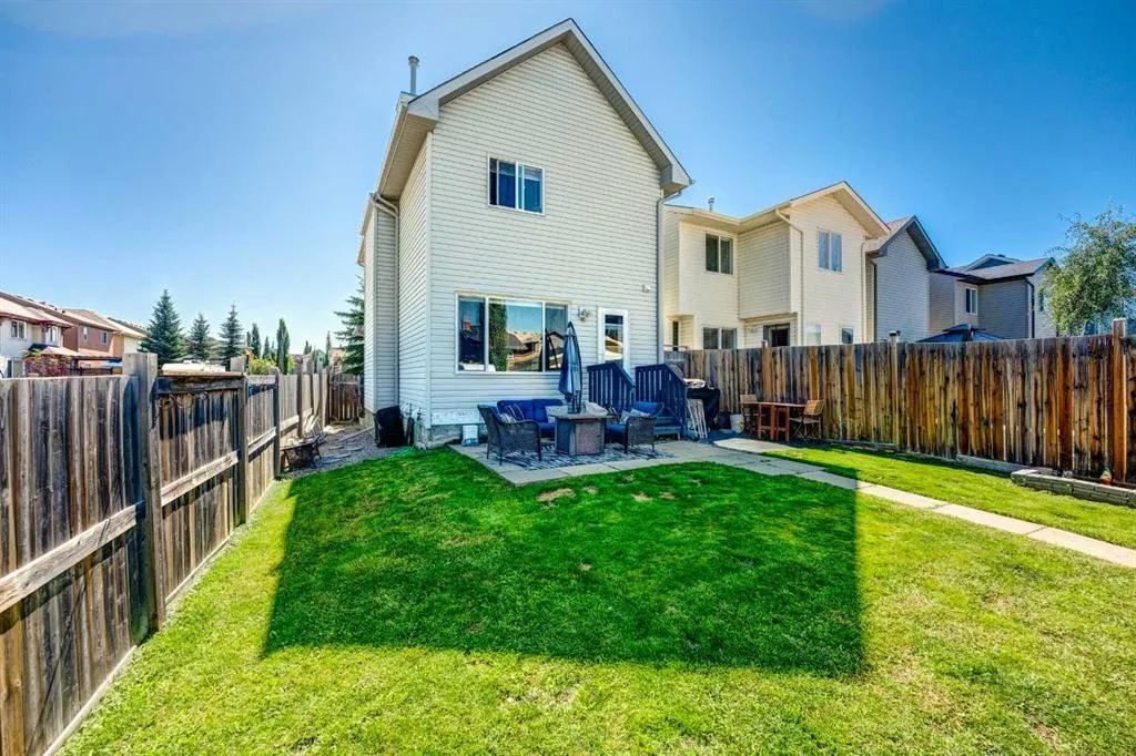 133 Auburn Bay View SE