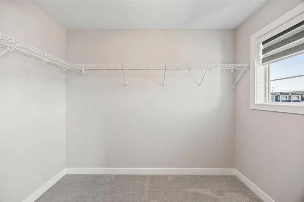 204 Chelsea Manor