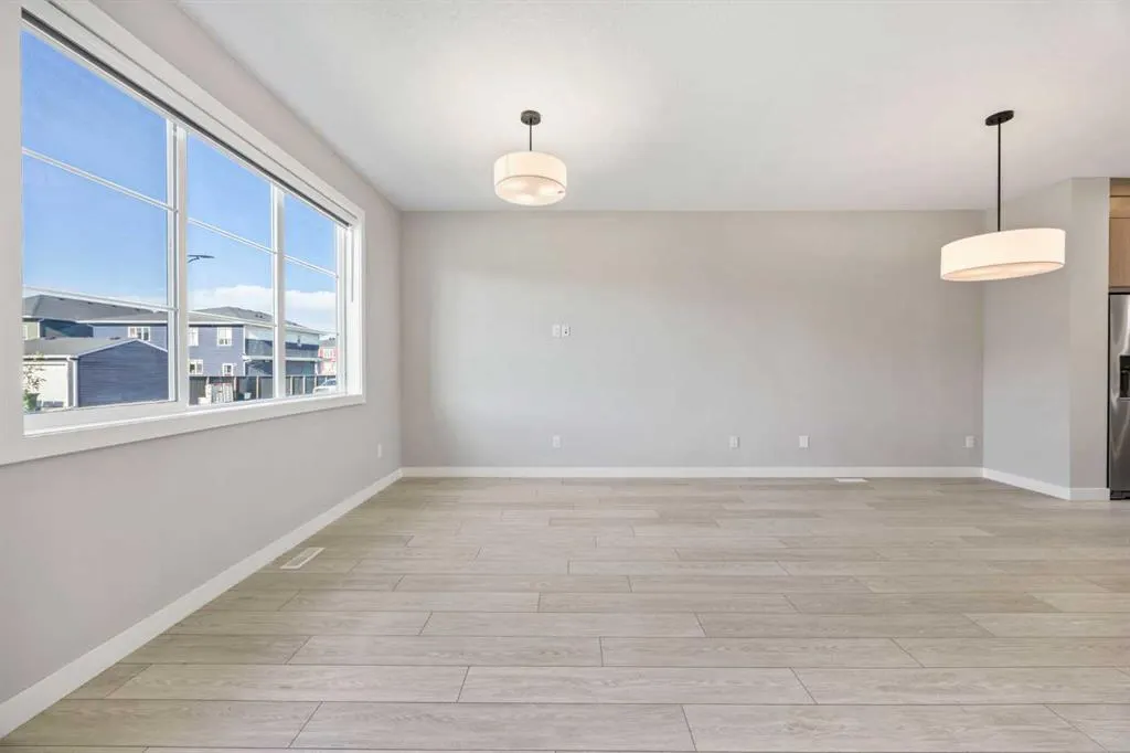 204 Chelsea Manor
