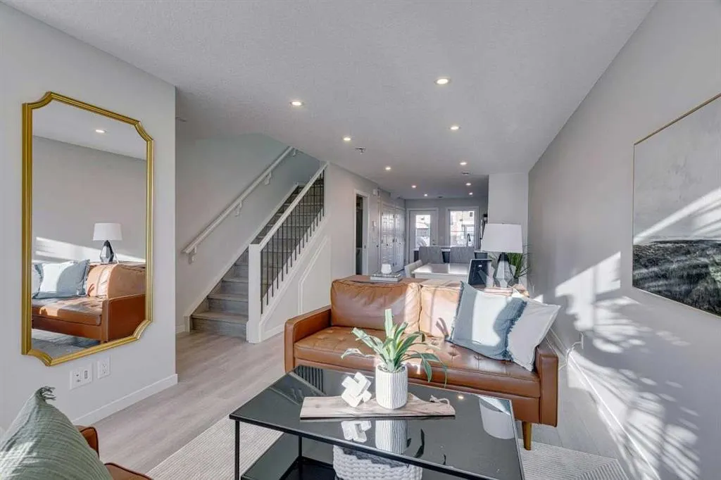 155 Crimson Ridge Place NW, #827