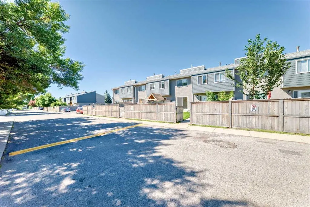 219 90 Avenue SE, #99
