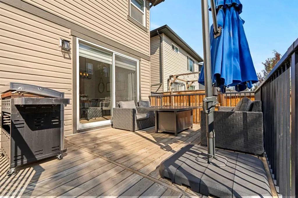 141 Auburn Meadows Crescent SE