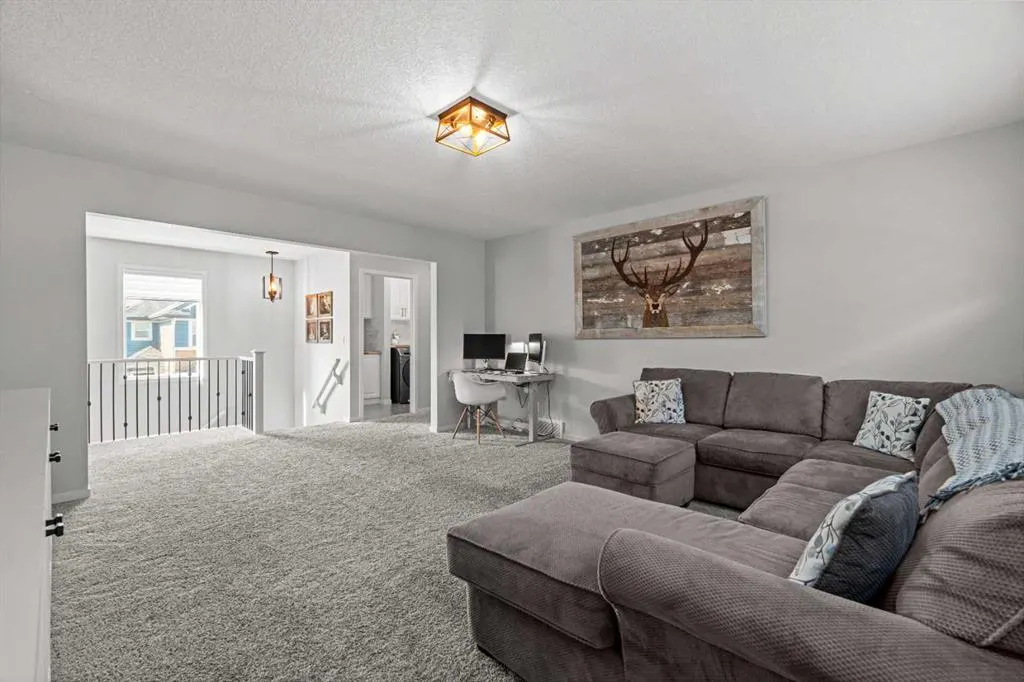 141 Auburn Meadows Crescent SE