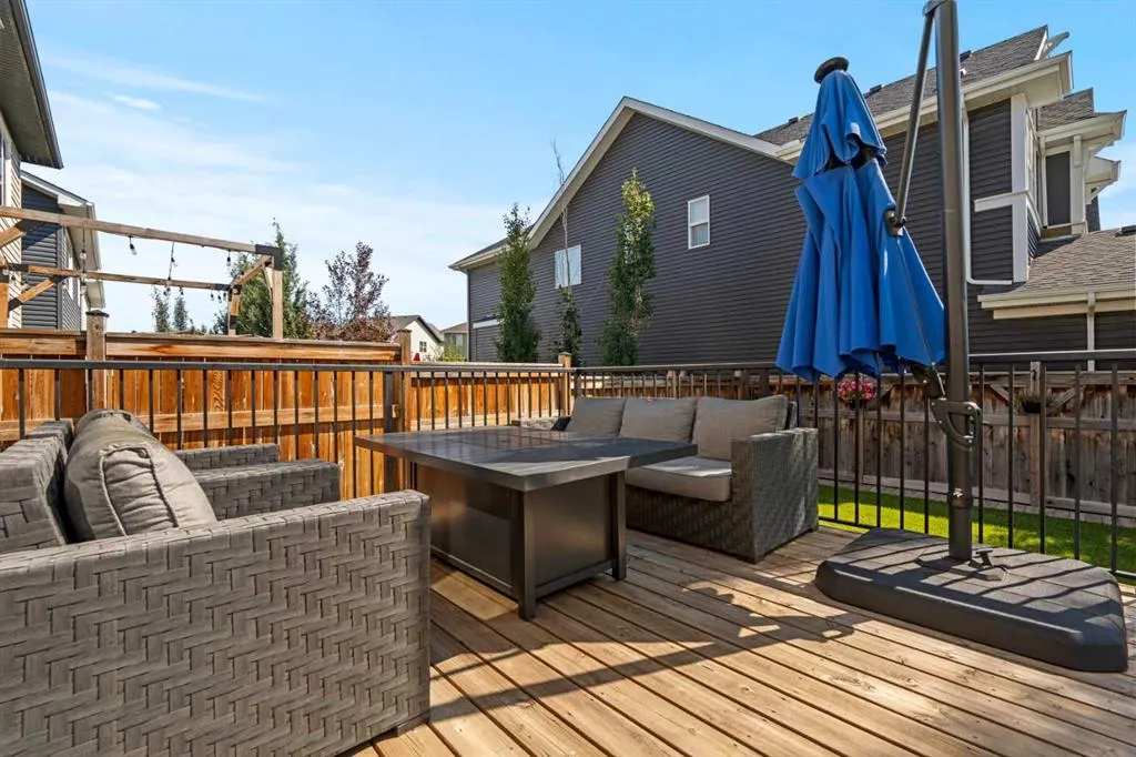 141 Auburn Meadows Crescent SE