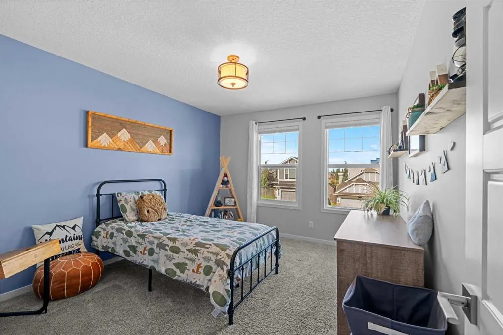 141 Auburn Meadows Crescent SE