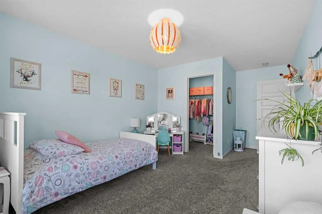 141 Auburn Meadows Crescent SE