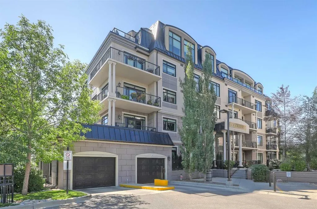 221 Quarry Way SE, #107