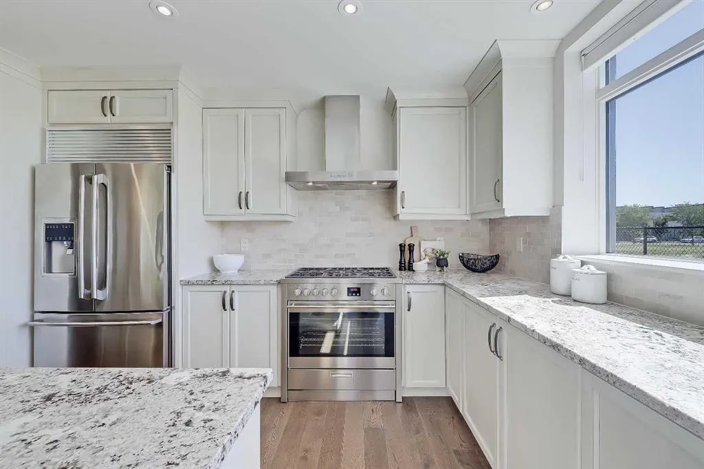 221 Quarry Way SE, #107