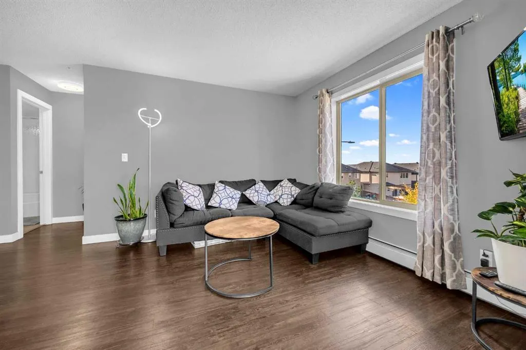 5 Saddlestone Way NE, #319