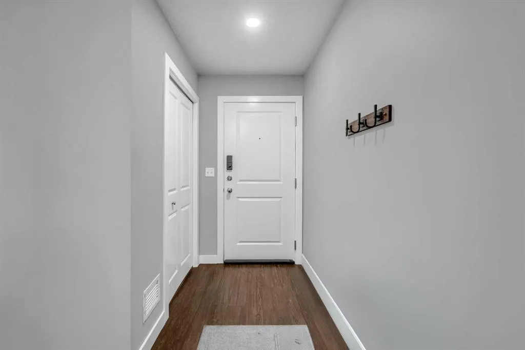5 Saddlestone Way NE, #319
