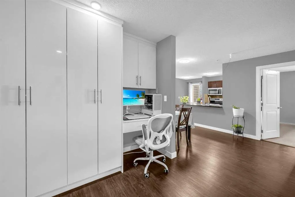 5 Saddlestone Way NE, #319