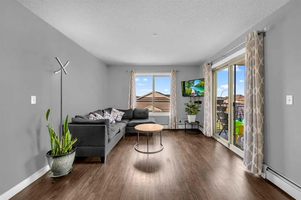 5 Saddlestone Way NE, #319