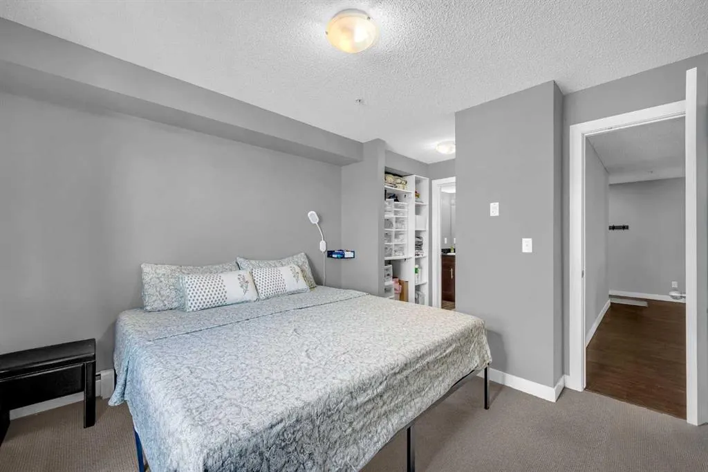 5 Saddlestone Way NE, #319