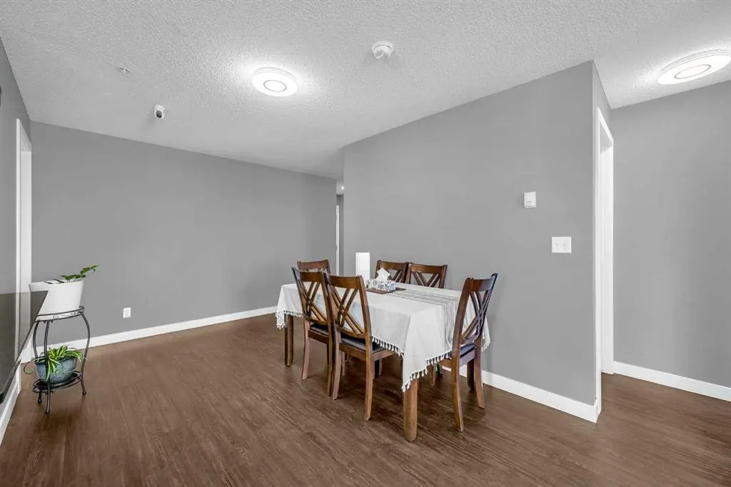 5 Saddlestone Way NE, #319
