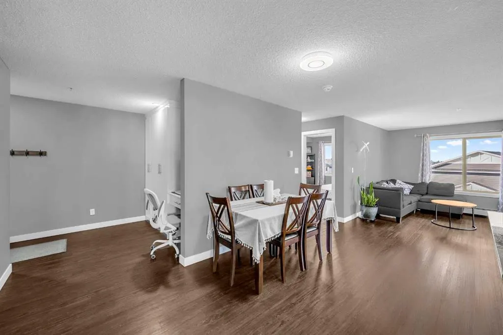 5 Saddlestone Way NE, #319