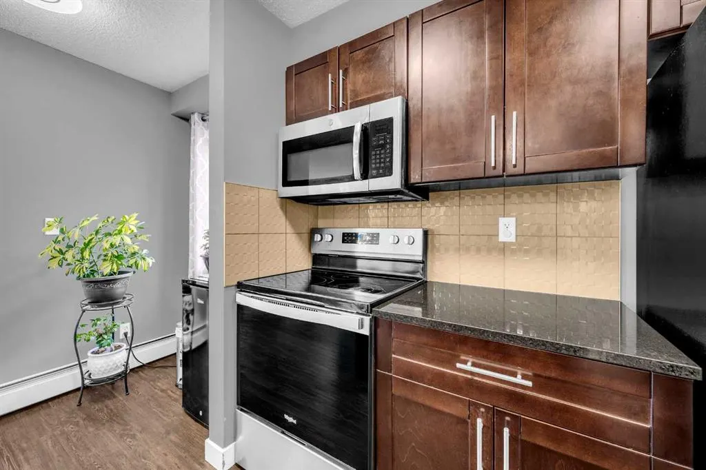 5 Saddlestone Way NE, #319