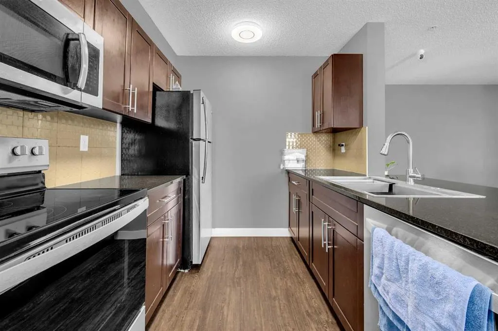5 Saddlestone Way NE, #319