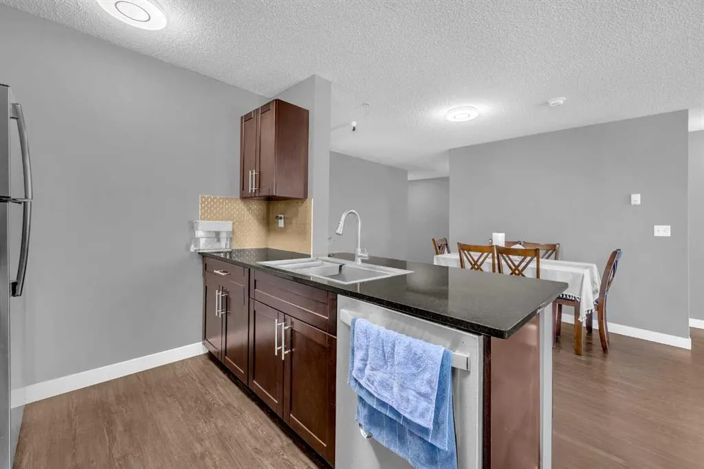 5 Saddlestone Way NE, #319