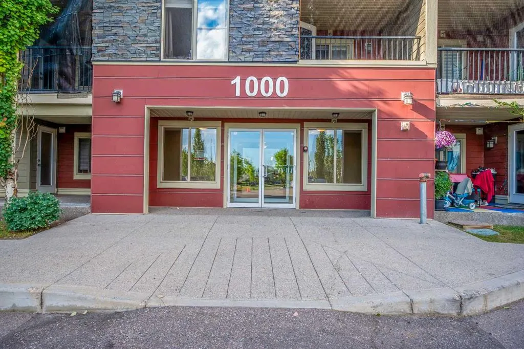5 Saddlestone Way NE, #319