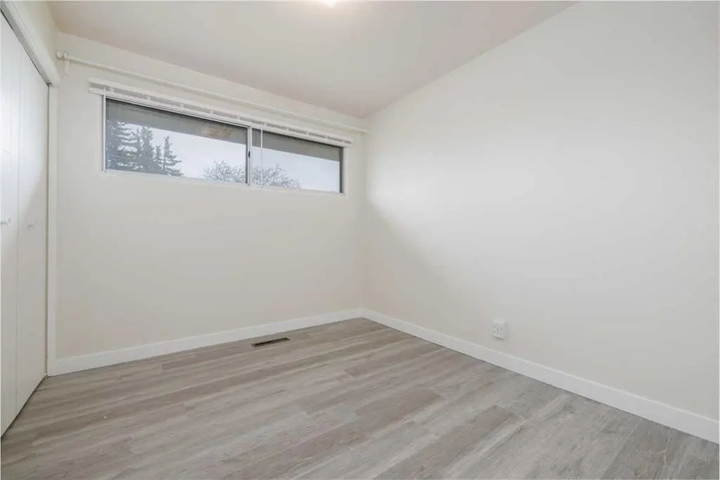 33 Northmount Crescent NW