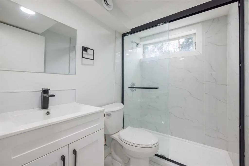 33 Northmount Crescent NW