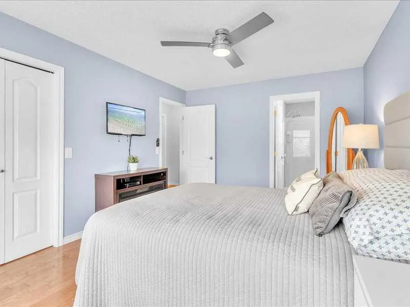 104 Bridlewood Road SW