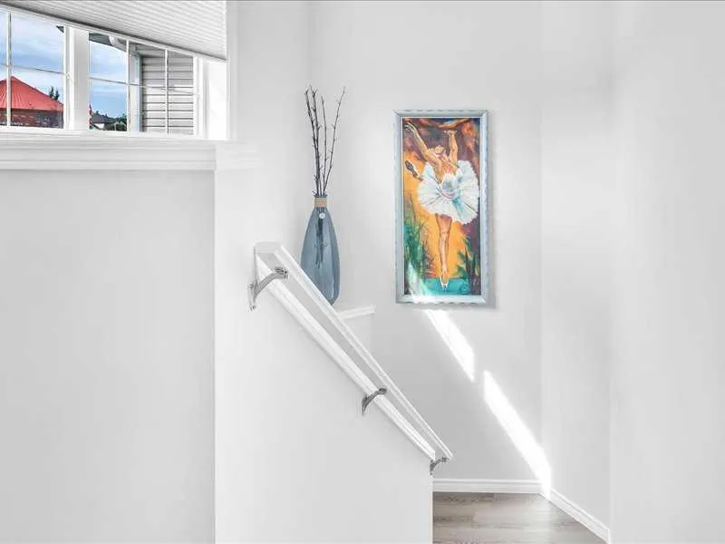 104 Bridlewood Road SW