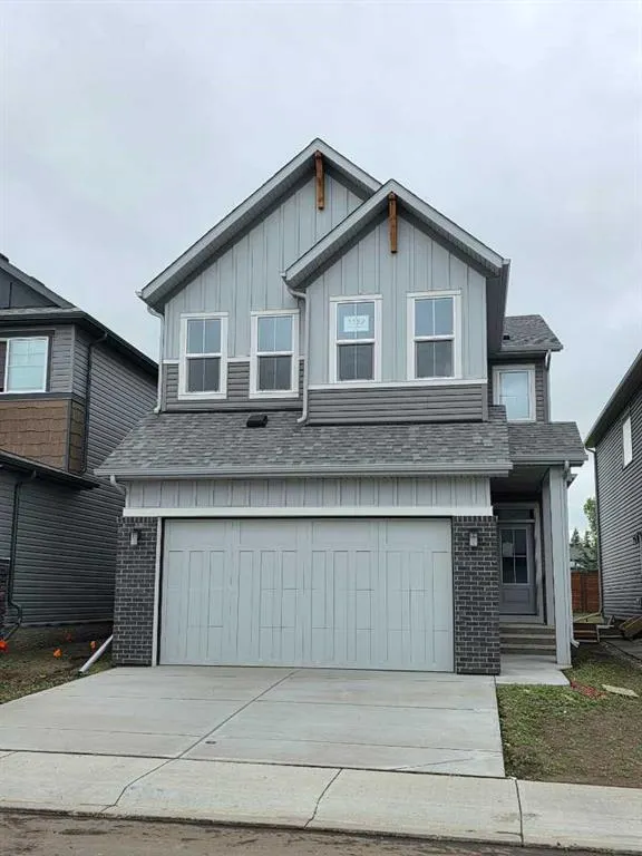 1182 Chinook Winds Circle SW