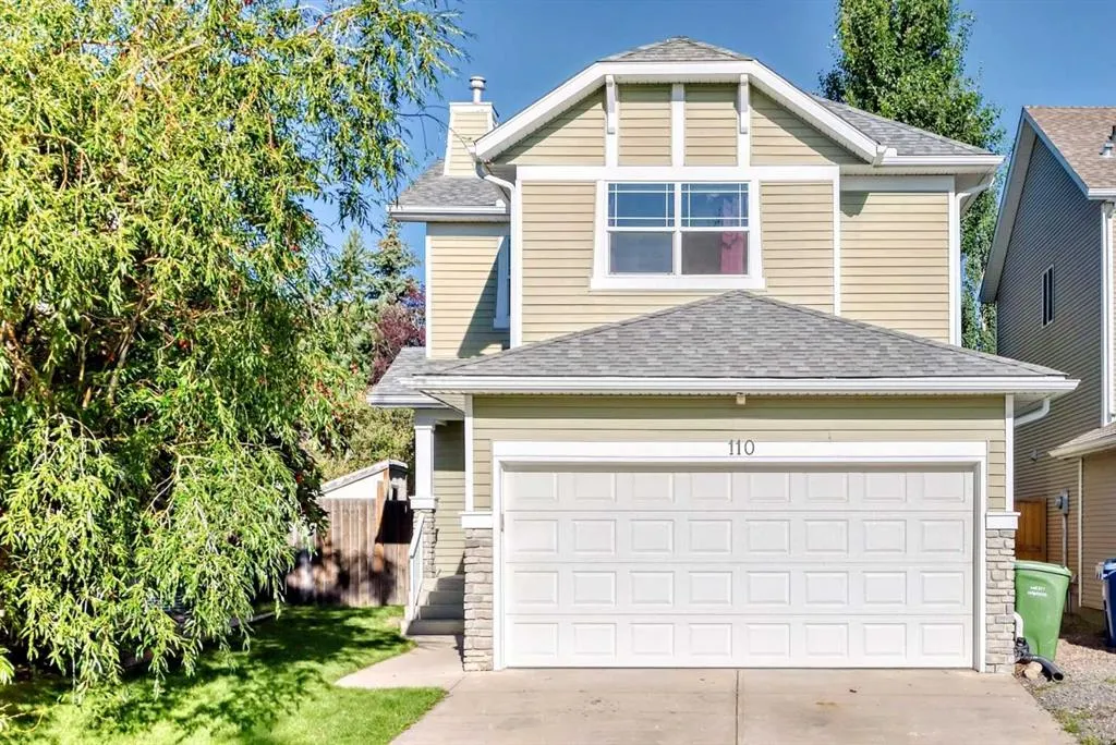 110 Cougarstone Circle SW
