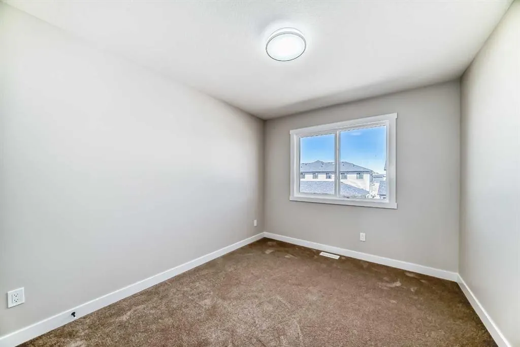 112 Belvedere Park SE