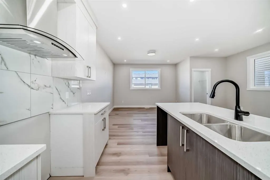 112 Belvedere Park SE