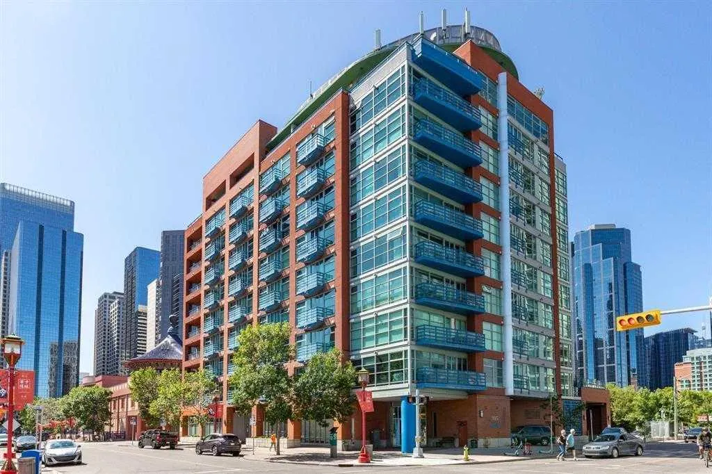 205 Riverfront Avenue SW, #202