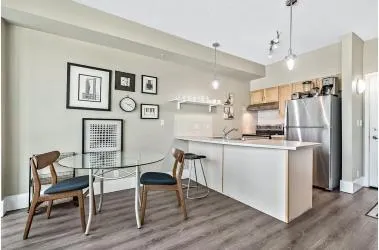 205 Riverfront Avenue SW, #202