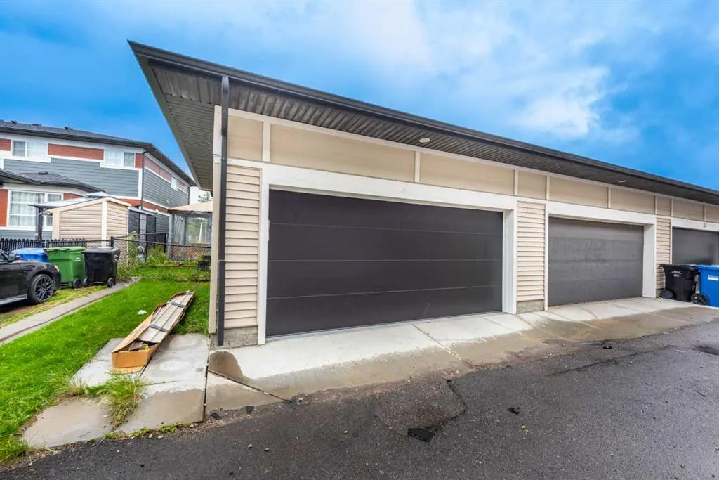 44 skyview Circle NE