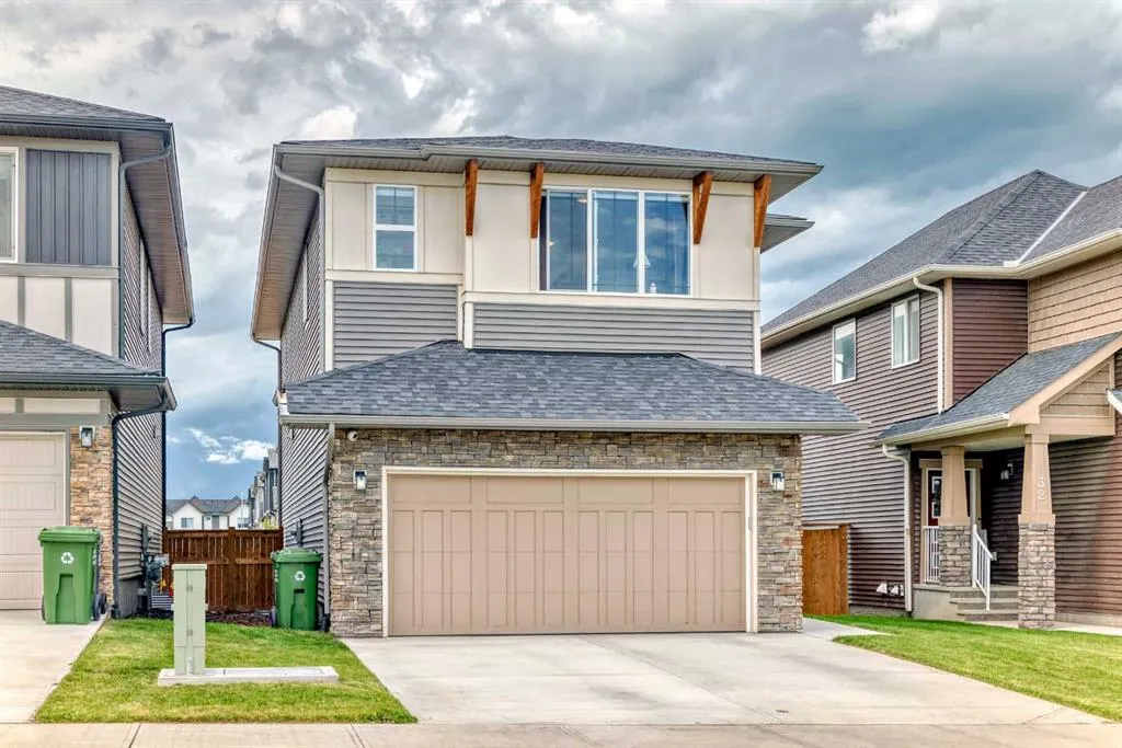 36 Emberside Green
