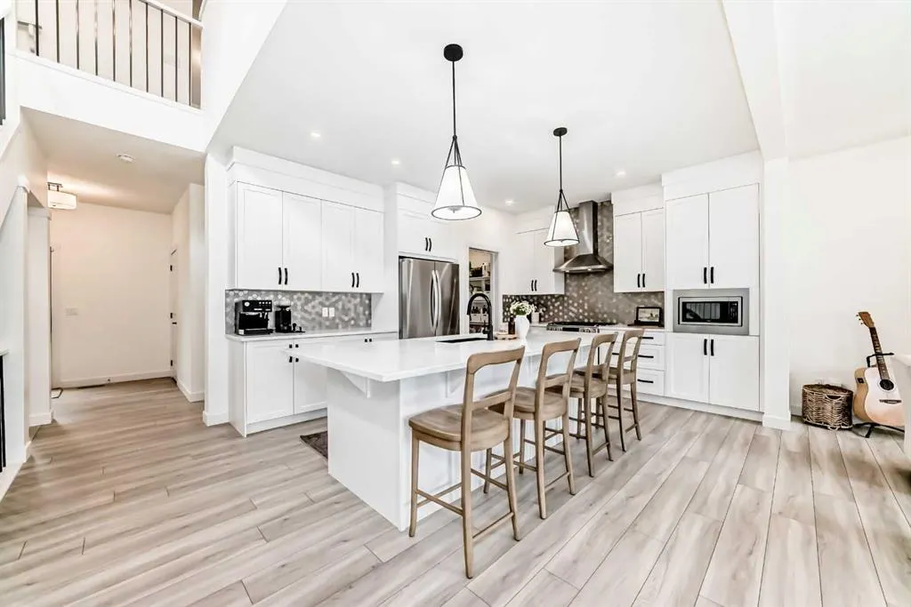 36 Emberside Green