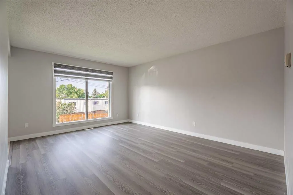 424 Sabrina Road SW