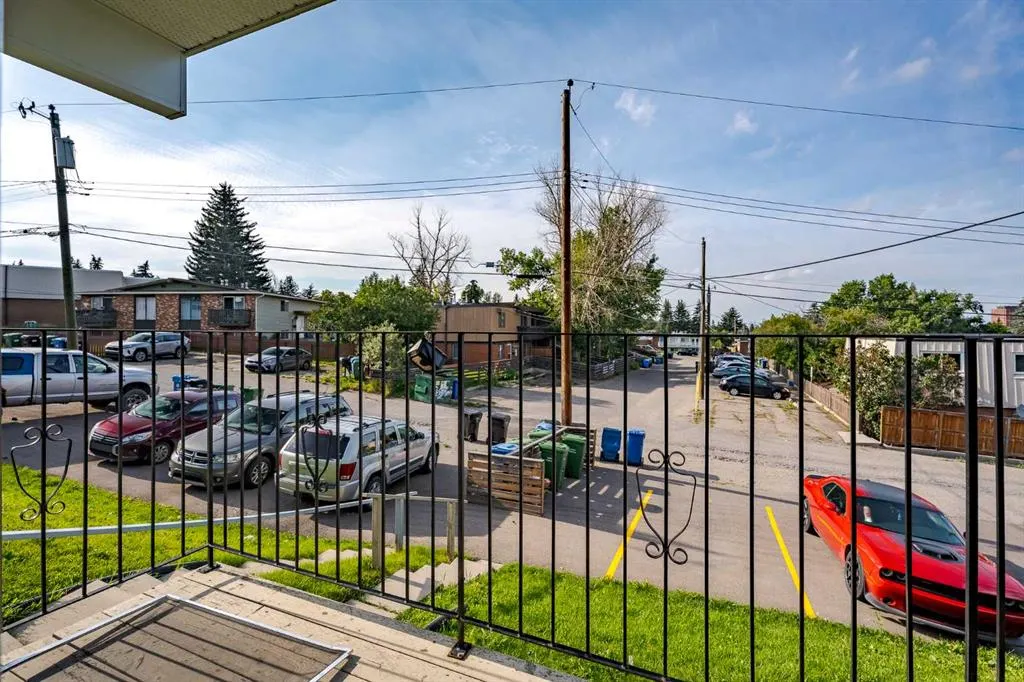 424 Sabrina Road SW